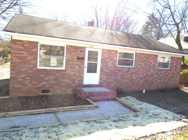 322 N. Hoskins Road