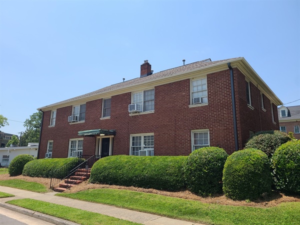 522 #1 Willoughby Street